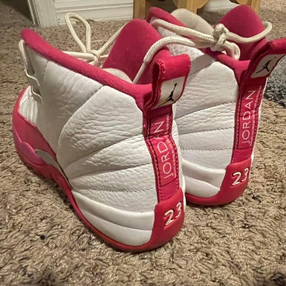 Jordan 12 retros size 7.5 - Picture 2 of 2